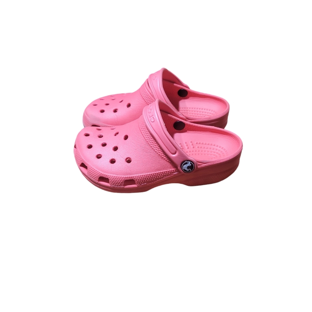 Girls light pink crocs